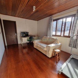 Casa com 80m², 2 dormitórios, no bairro Presidente Vargas em Caxias do Sul para Alugar