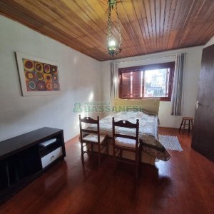 Casa com 80m², 2 dormitórios, no bairro Presidente Vargas em Caxias do Sul para Alugar