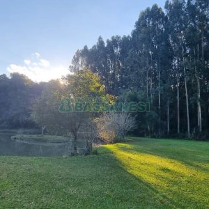 Chácara com 300m², 4 dormitórios, no bairro Fazenda Souza em Caxias do Sul para Comprar