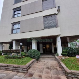 Apto Mobiliado com 130m², 3 dormitórios, 1 vaga, no bairro Lourdes em Caxias do Sul para Comprar