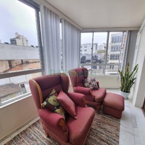 Apto Mobiliado com 130m², 3 dormitórios, 1 vaga, no bairro Lourdes em Caxias do Sul para Comprar