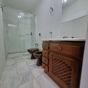 Apto Mobiliado com 130m², 3 dormitórios, 1 vaga, no bairro Lourdes em Caxias do Sul para Comprar