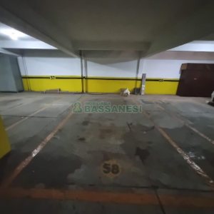 Apto Mobiliado com 130m², 3 dormitórios, 1 vaga, no bairro Lourdes em Caxias do Sul para Comprar
