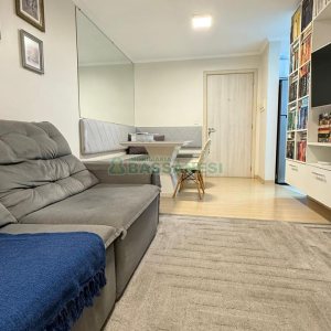 Apartamento com 66m², 2 dormitórios, 1 vaga, no bairro Kayser em Caxias do Sul para Comprar