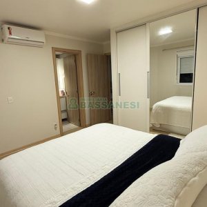 Apartamento com 66m², 2 dormitórios, 1 vaga, no bairro Kayser em Caxias do Sul para Comprar