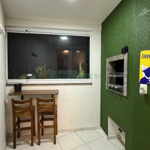 Apartamento com 66m², 2 dormitórios, 1 vaga, no bairro Kayser em Caxias do Sul para Comprar