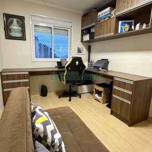 Apartamento com 66m², 2 dormitórios, 1 vaga, no bairro Kayser em Caxias do Sul para Comprar