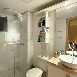 Apartamento com 66m², 2 dormitórios, 1 vaga, no bairro Kayser em Caxias do Sul para Comprar