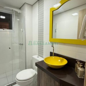 Apartamento com 66m², 2 dormitórios, 1 vaga, no bairro Kayser em Caxias do Sul para Comprar