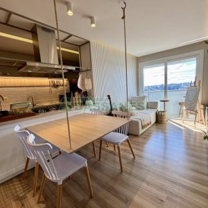 Apartamento com 58m², 1 dormitório, 1 vaga, no bairro Santa Catarina em Caxias do Sul para Comprar