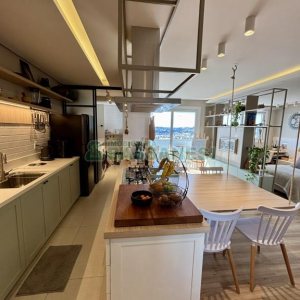 Apartamento com 58m², 1 dormitório, 1 vaga, no bairro Santa Catarina em Caxias do Sul para Comprar