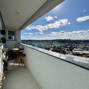 Apartamento com 58m², 1 dormitório, 1 vaga, no bairro Santa Catarina em Caxias do Sul para Comprar