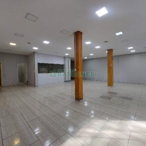 Loja com 160m², no bairro Santa Catarina em Caxias do Sul para Alugar
