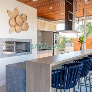 Apto Mobiliado com 164m², 3 dormitórios, 2 vagas, no bairro Madureira em Caxias do Sul para Alugar