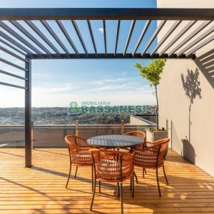 Apto Mobiliado com 164m², 3 dormitórios, 2 vagas, no bairro Madureira em Caxias do Sul para Alugar