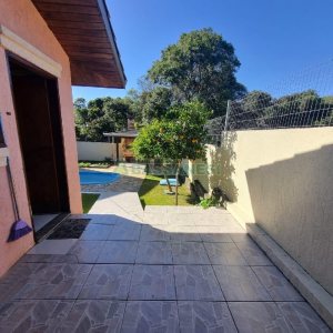 Casa Mobiliada com 150m², 3 dormitórios, 2 vagas, no bairro Cidade Nova em Caxias do Sul para Alugar ou Comprar