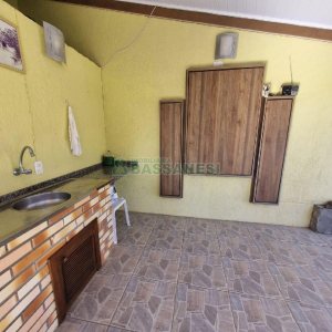 Casa Mobiliada com 150m², 3 dormitórios, 2 vagas, no bairro Cidade Nova em Caxias do Sul para Alugar ou Comprar