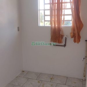 Casa com 170m², 2 dormitórios, 1 vaga, no bairro Marechal Floriano em Caxias do Sul para Comprar