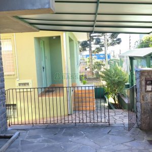 Casa com 98m², 2 dormitórios, no bairro Jardim América em Caxias do Sul para Alugar