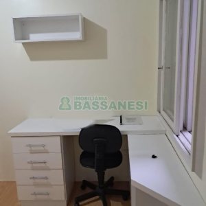 Sobrado com 86m², 3 dormitórios, 1 vaga, no bairro Cristo Redentor em Caxias do Sul para Comprar