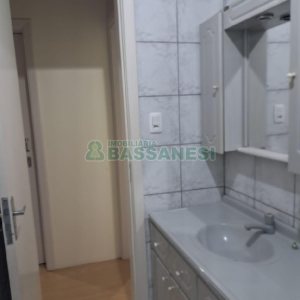 Sobrado com 86m², 3 dormitórios, 1 vaga, no bairro Cristo Redentor em Caxias do Sul para Comprar