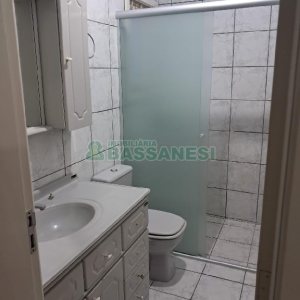 Sobrado com 86m², 3 dormitórios, 1 vaga, no bairro Cristo Redentor em Caxias do Sul para Comprar