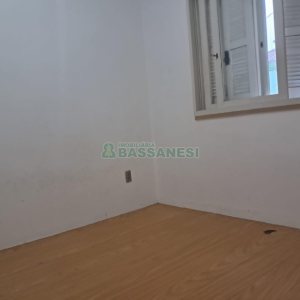 Sobrado com 86m², 3 dormitórios, 1 vaga, no bairro Cristo Redentor em Caxias do Sul para Comprar