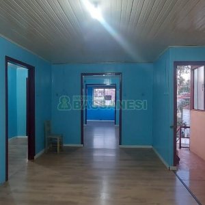 Casa com 88m², 3 dormitórios, 2 vagas, no bairro Cidade Nova em Caxias do Sul para Alugar