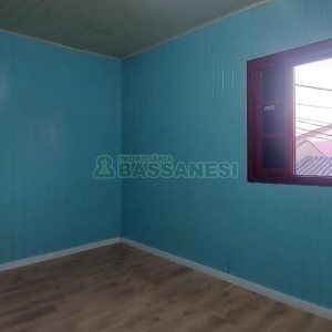 Casa com 88m², 3 dormitórios, 2 vagas, no bairro Cidade Nova em Caxias do Sul para Alugar