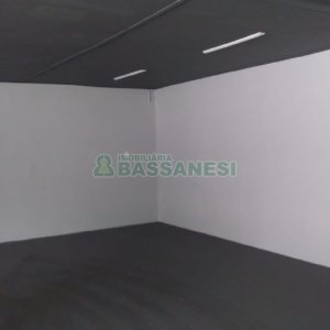 Pavilhão com 140m², no bairro Exposição em Caxias do Sul para Alugar