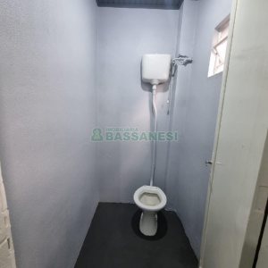 Pavilhão com 140m², no bairro Exposição em Caxias do Sul para Alugar