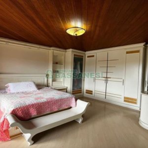 Casa com 243m², 3 dormitórios, 4 vagas, no bairro Bela Vista em Caxias do Sul para Alugar ou Comprar