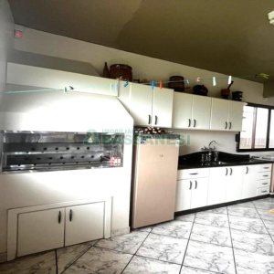 Casa com 243m², 3 dormitórios, 4 vagas, no bairro Bela Vista em Caxias do Sul para Alugar ou Comprar