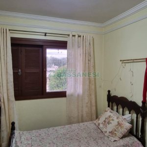 Casa com 342m², 3 dormitórios, 1 vaga, no bairro Cinqüentenário em Caxias do Sul para Comprar