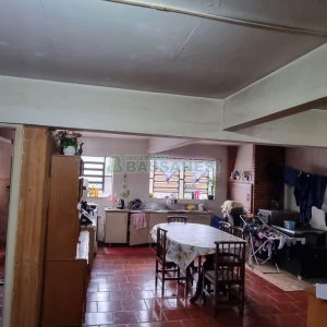 Casa com 342m², 3 dormitórios, 1 vaga, no bairro Cinqüentenário em Caxias do Sul para Comprar