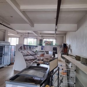 Casa com 342m², 3 dormitórios, 1 vaga, no bairro Cinqüentenário em Caxias do Sul para Comprar