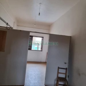 Casa com 342m², 3 dormitórios, 1 vaga, no bairro Cinqüentenário em Caxias do Sul para Comprar