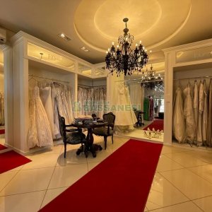 Predio com 1352m², 1 vaga, no bairro Cinqüentenário em Caxias do Sul para Alugar