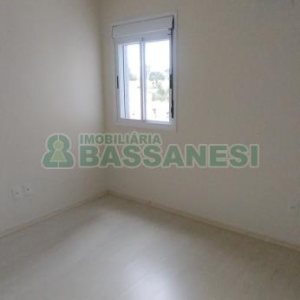 Apartamento com 72m², 2 dormitórios, 1 vaga, no bairro Medianeira em Caxias do Sul para Comprar
