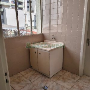 Apartamento com 80m², 2 dormitórios, 1 vaga, no bairro Nossa Senhora de Lourdes em Caxias do Sul para Alugar ou Comprar