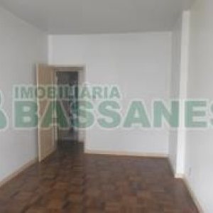 Apartamento com 114m², 3 dormitórios, no bairro São Pelegrino em Caxias do Sul para Comprar