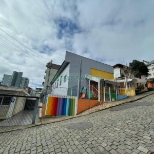 Casa Comercial com 440m², no bairro Rio Branco em Caxias do Sul para Comprar