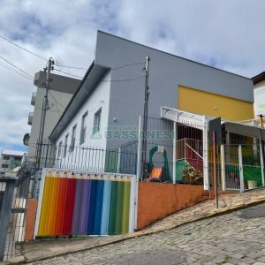 Casa Comercial com 440m², no bairro Rio Branco em Caxias do Sul para Comprar