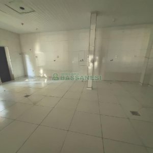Loja com 200m², no bairro Centro em Caxias do Sul para Alugar