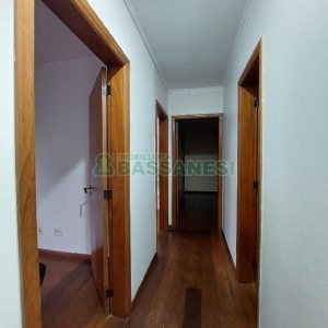 Apartamento com 140m², 3 dormitórios, 2 vagas, no bairro Lourdes em Caxias do Sul para Alugar