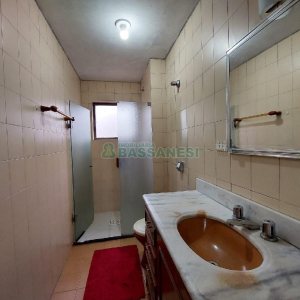 Apartamento com 140m², 3 dormitórios, 2 vagas, no bairro Lourdes em Caxias do Sul para Alugar