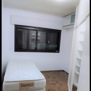 Casa com 363m², 4 dormitórios, 6 vagas, no bairro Saint Etienne em Caxias do Sul para Alugar
