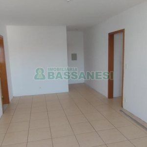 Apartamento com 81m², 2 dormitórios, 1 vaga, no bairro Santa Lúcia em Caxias do Sul para Comprar