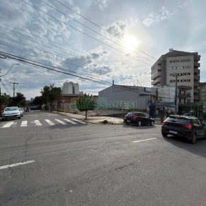 Terreno com 375m², no bairro São Pelegrino em Caxias do Sul para Alugar ou Comprar