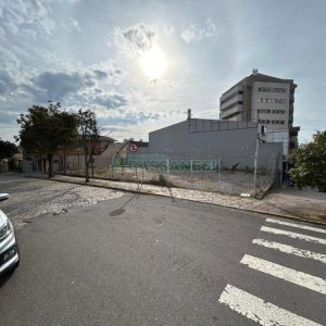 Terreno com 375m², no bairro São Pelegrino em Caxias do Sul para Alugar ou Comprar